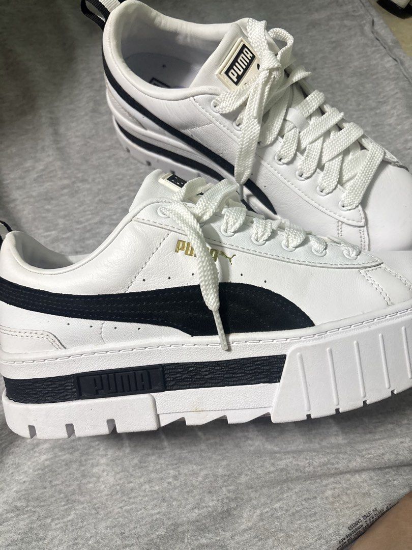 Puma White Platform Sneakers Size 8.5 (Category: Sneakers) located in Cavite. Submitted by sheezselect (Listing ID 1463390955, Image 1). Description: - White Puma platform sneakers - Size: 8.5 - Chunky sole for added height - Gold Puma logo detail - Ideal for casual outfits -Never been used -No box -With few stain but not so noticeable -Selling due to size is too big .