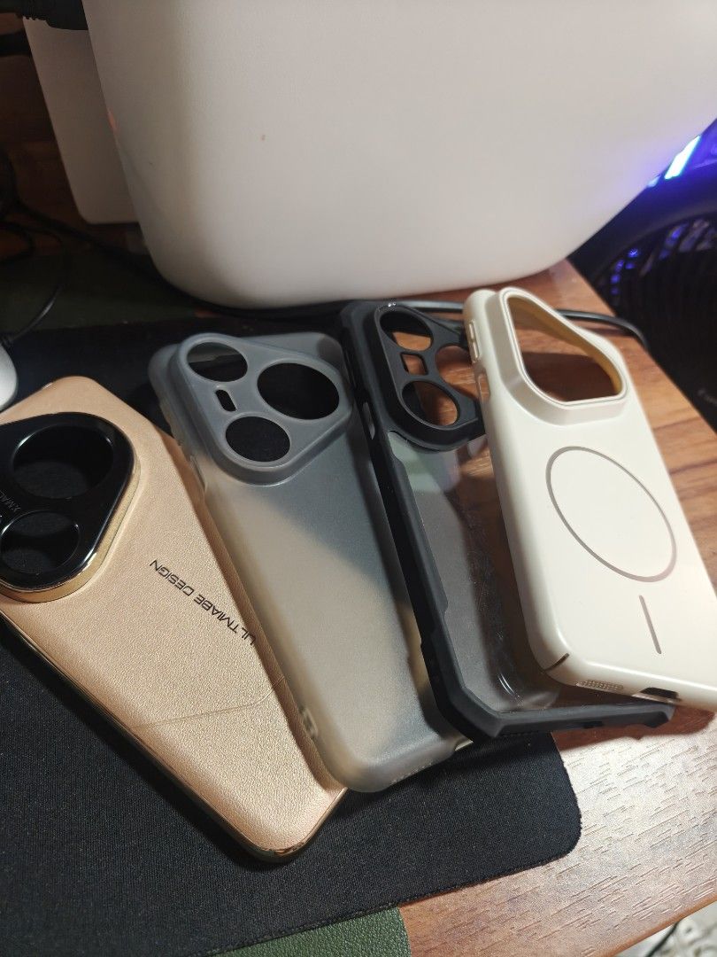Pura 80 Ultra Case (Category: Cases & Sleeves) located in Manila. Submitted by decutteringbyjel (Listing ID 1463353238, Image 3). Description: Barely used 250 each or take all for 1k .