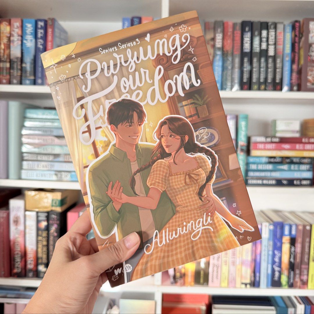 Pursuing Our Freedom by Alluringli (Signed & Hardbound) (Category: Storybooks) located in Santo Domingo. Submitted by amandabanzuela (Listing ID 1463551060, Image 1). Description: .