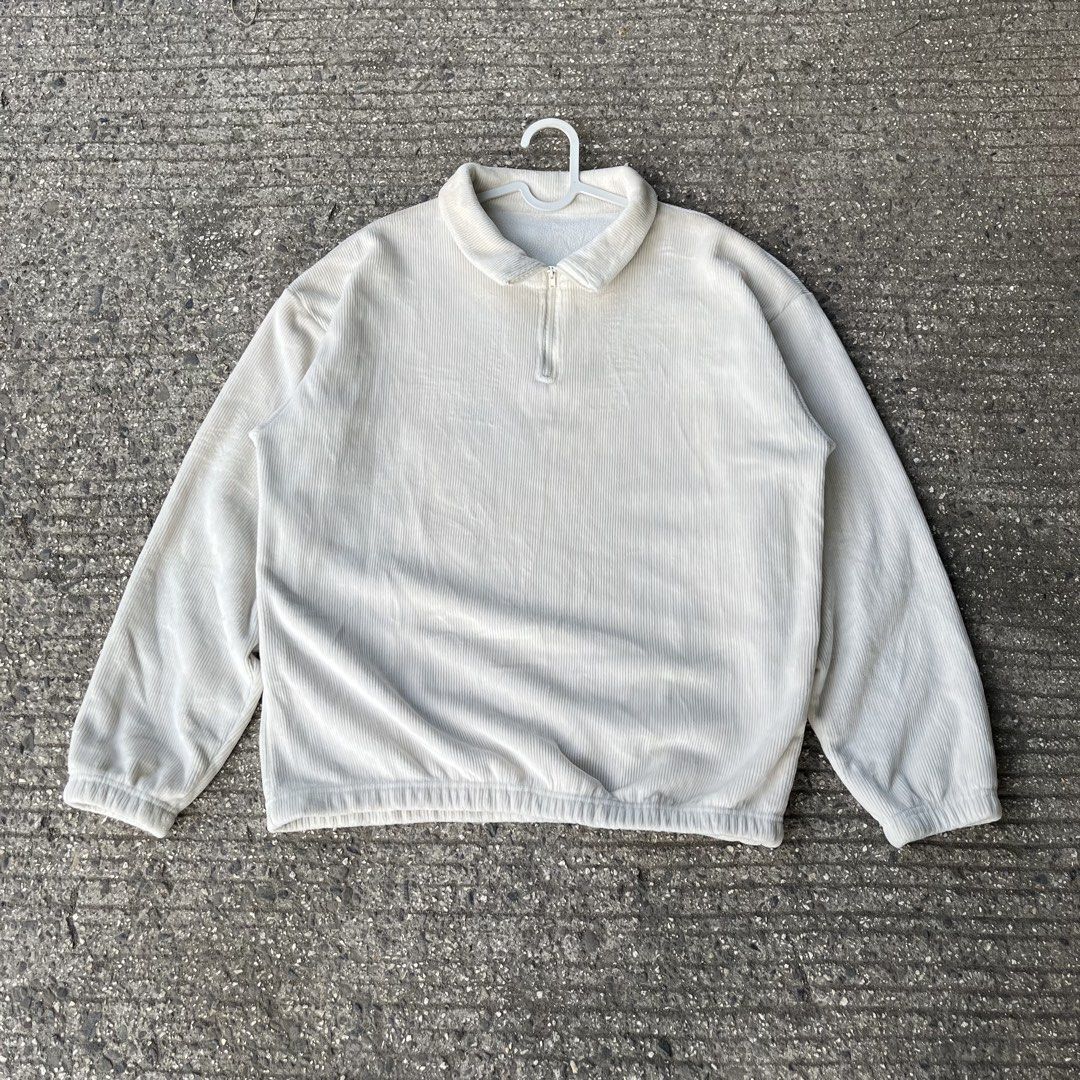 Quarterzip Corduroy Jacket (Category: Coats, Jackets and Outerwear) located in Mandaue City. Submitted by hannahitems (Listing ID 1463528542, Image 1). Description: Quarterzip Corduroy Jacket M 23 width 26 length excellent -350.