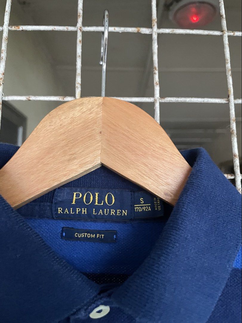 Ralph Lauren Polo Stripes (Category: Luxury Apparel) located in Manila. Submitted by oftherack_04 (Listing ID 1463391115, Image 3). Description: Size small on tag Excellent condition No issue Dimensions 18x26.