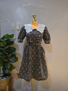 (Category: ) located in . Submitted by thriftolshoppiness (Listing ID 1463485761, Image 1). Description: .