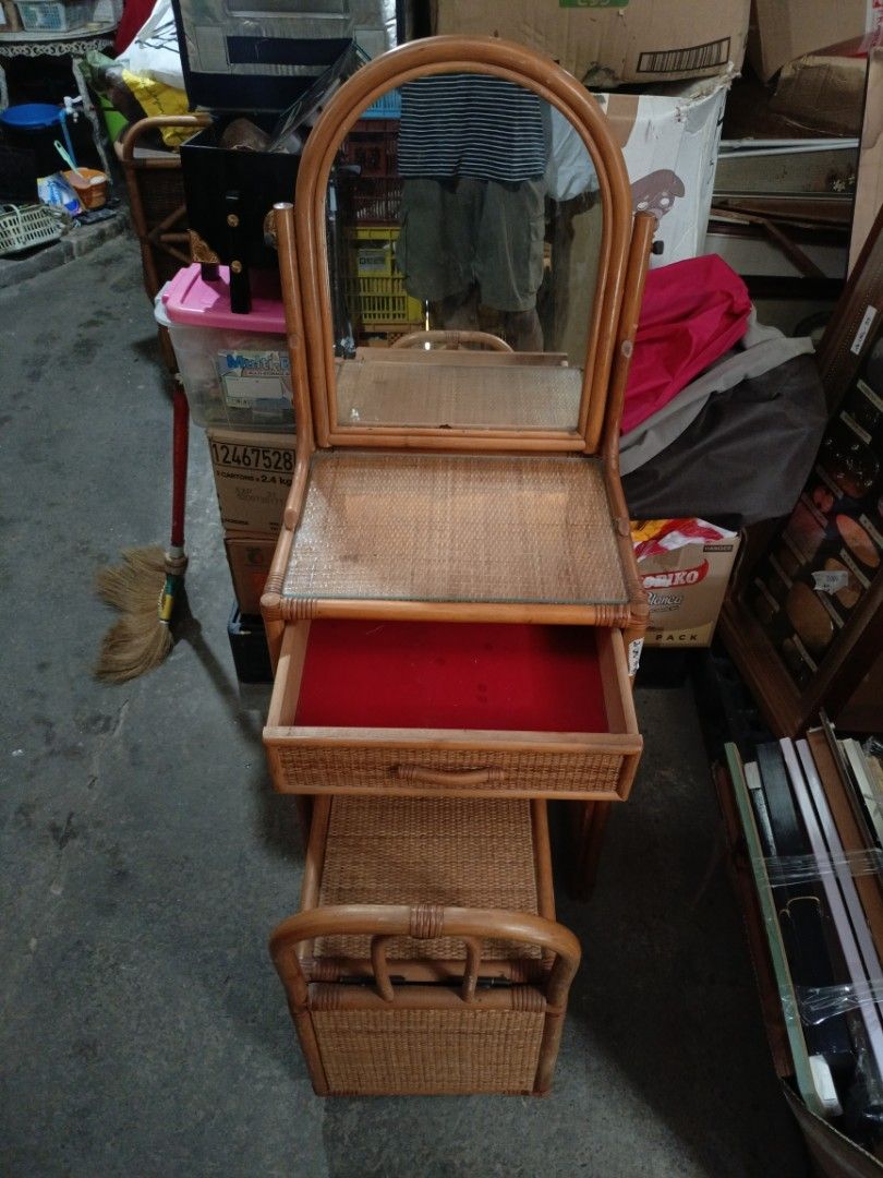 Rattan Vanity Table with Mirror and Stool (Category: Tables & Sets) located in Valenzuela. Submitted by feel_lucky (Listing ID 1463438891, Image 2). Description: - Vintage rattan vanity set - Includes mirror and stool - Vanity features a glass top - Drawer with red lining - Stool has a woven seat - Ideal for bedroom or dressing area.