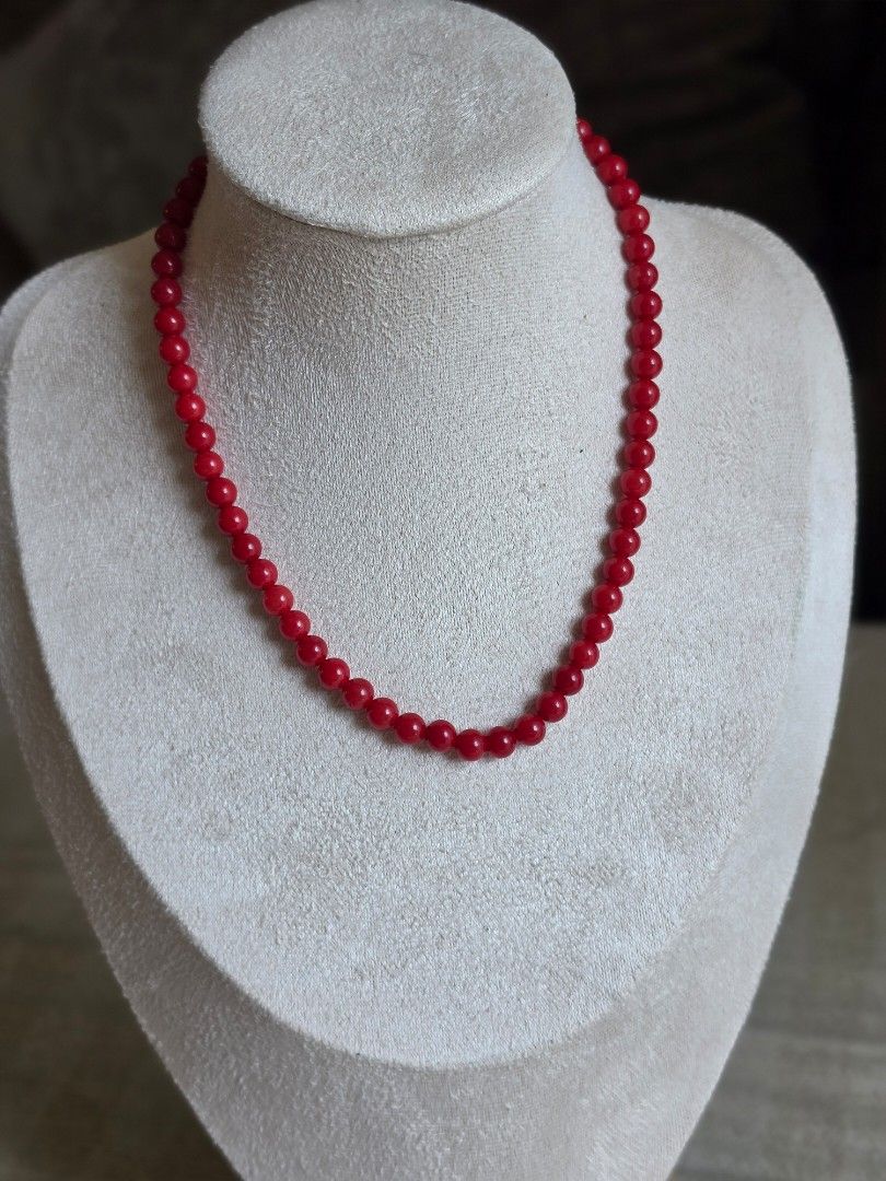 RED CORAL JADE NECKLACE (Category: Bracelets) located in Manila. Submitted by cavalierdolls (Listing ID 1463373079, Image 2). Description: Red Coral Jade Necklace 6mm 650 8mm 1k 10mm 1250.