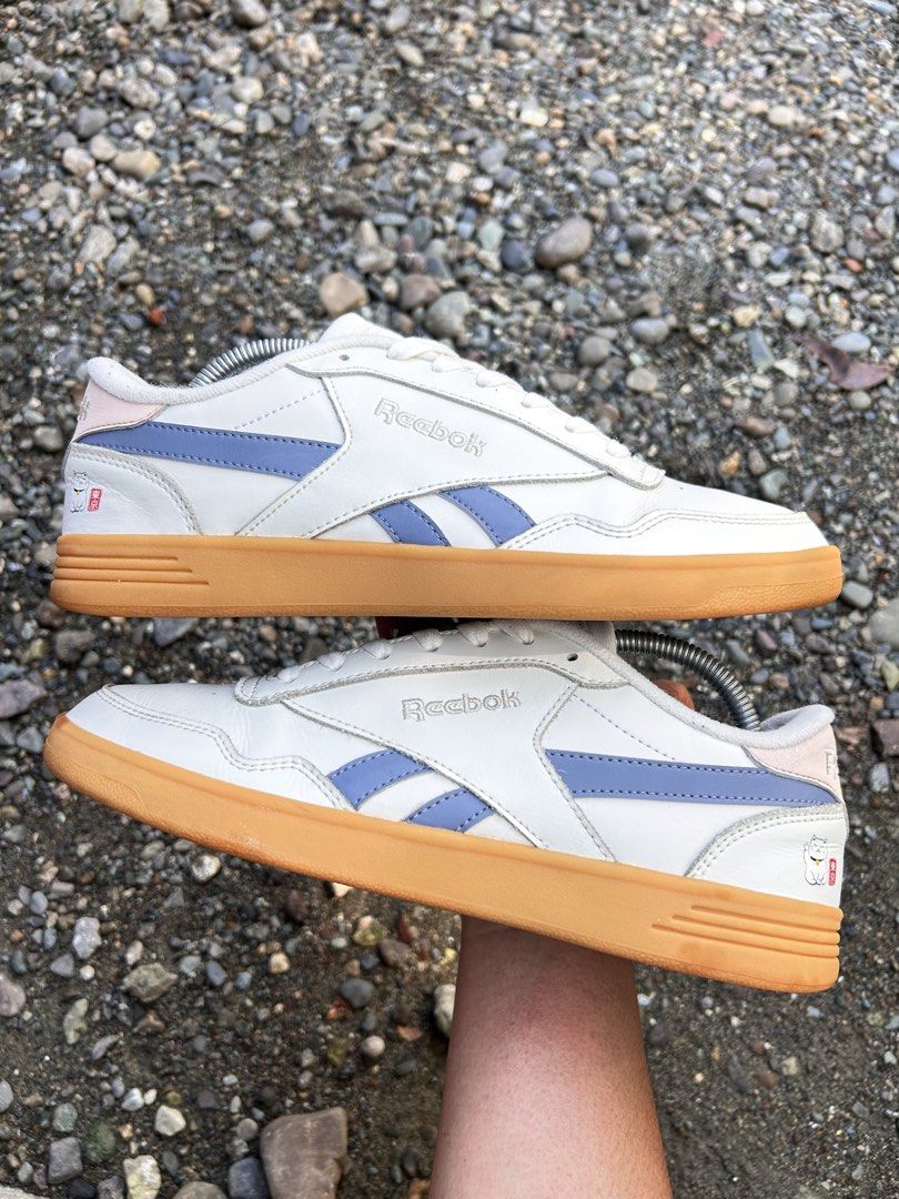 REEBOK ROYAL TECHQUE T (Category: Sneakers) located in Cabanatuan. Submitted by thriftttttt (Listing ID 1463359620, Image 1). Description: SIZE: 9 US, 42 EUR, 27 CM.
