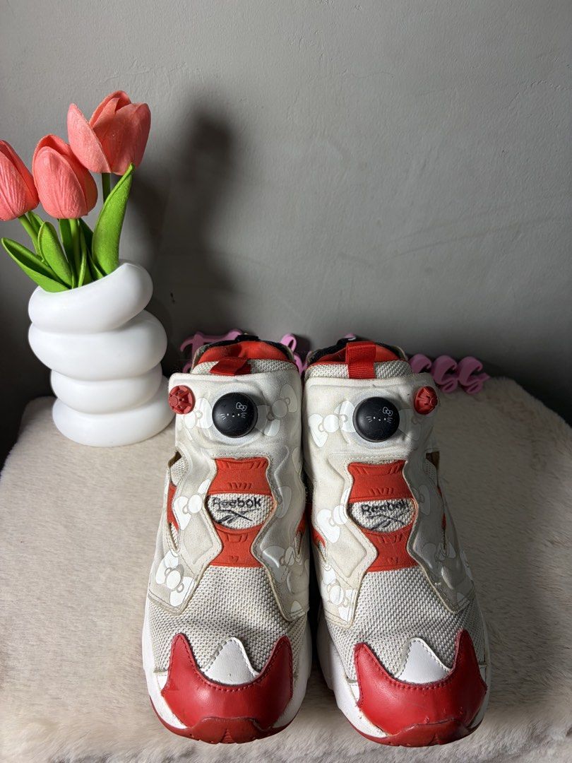 Reebok x Hello Kitty Sneakers (Category: Sneakers) located in Manila. Submitted by at_realty (Listing ID 1463501003, Image 1). Description: .
