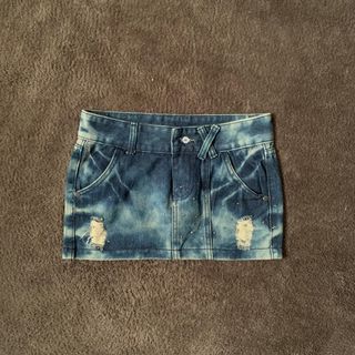 (Category: ) located in . Submitted by capymelon (Listing ID 1463431876, Image 1). Description: .
