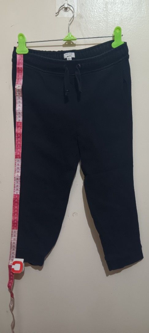 River Island Jogger Black 4-5 Years (Category: Babies & Kids Fashion) located in Bacoor. Submitted by jajcollections (Listing ID 1463494487, Image 2). Description: - Brand: River Island kids - Size: 4-5 years - Black .
