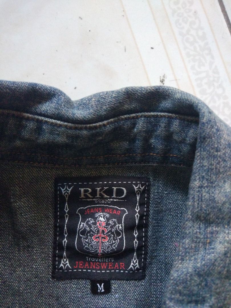 RKD Western Longsleeve M (Category: Formal Shirts) located in Pasay City. Submitted by denimdude.ph (Listing ID 1463376661, Image 3). Description: .