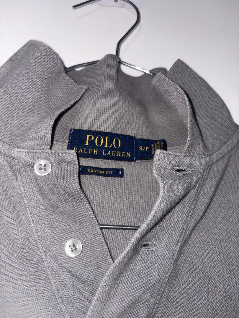 RL Grey Polo (Category: Activewear) located in Manila. Submitted by mark.ryan24 (Listing ID 1463512945, Image 2). Description: Small for me, good condition since it is my personal favorite to wear..