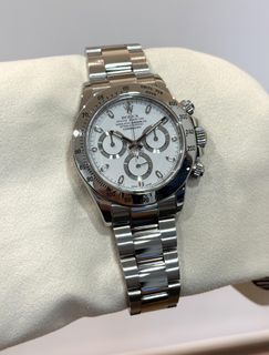 (Category: ) located in . Submitted by windliew89_allwatches (Listing ID 1463359521, Image 1). Description: .