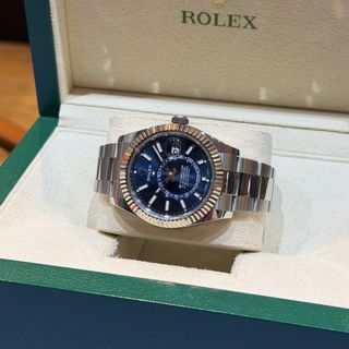 (Category: ) located in . Submitted by allwatches_anson (Listing ID 1463424959, Image 1). Description: .