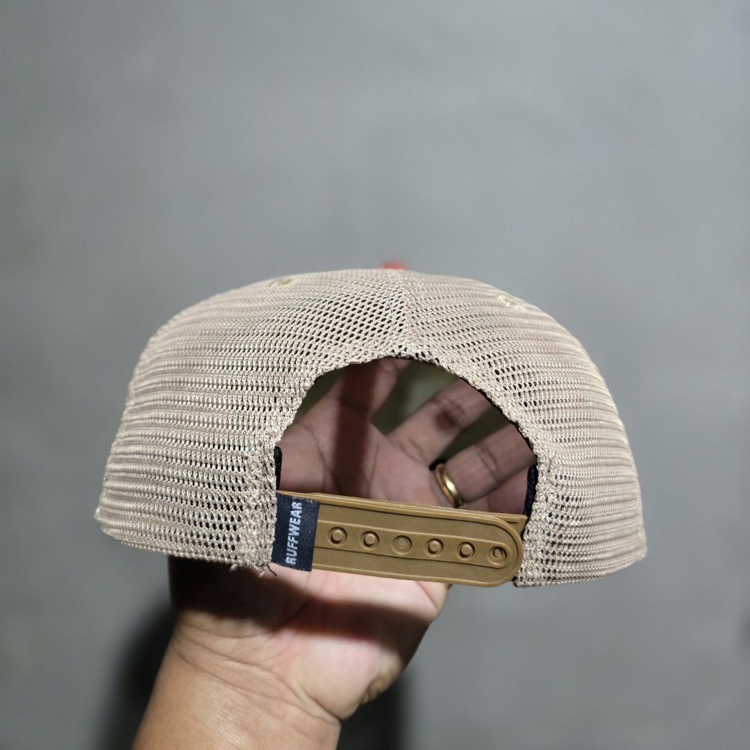 Ruffwear Net Cap (Category: Caps & Hats) located in Quezon City. Submitted by SuotKalyeManila (Listing ID 1463343851, Image 3). Description: Manage your expectations ukay ukay caps po ito at hindi po brand new pero minsan mga flaws pero wearable naman ang presyo po ay depende sa kondisyon ng cap Condition: Excellent Size: One Size Fits All Color Rate: 9.5/10 No Issue Laba na po and ready to wear pm for details .