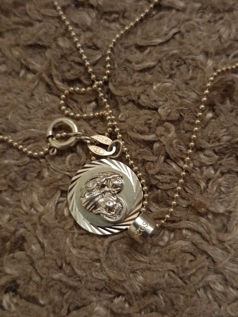 S925 Ball Chain w/ Pendant (Category: Jewelry) located in Valenzuela. Submitted by One.Only.Nan (Listing ID 1463551158, Image 3). Description: 1mm / 16" long Good as new MOP GCASH MAYA AUB BPI VALENZUELA CITY LOC.