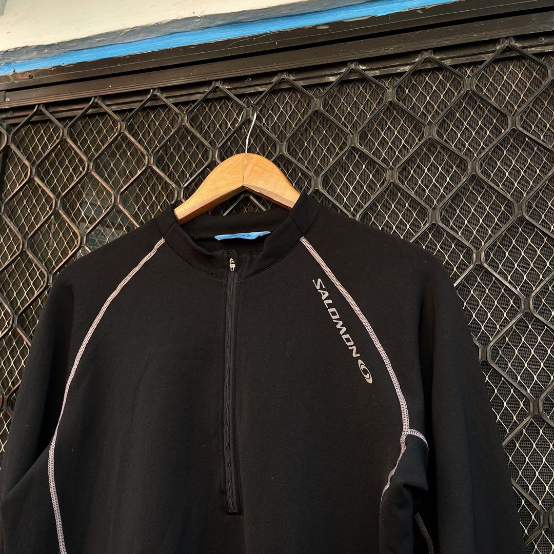 Salomon longsleeve half-zip athletic pullover (Category: Activewear) located in Taguig. Submitted by scoutandloots (Listing ID 1463336996, Image 2). Description: Salomon longsleeve half-zip athletic pullover • Size: M • 20.5x26.