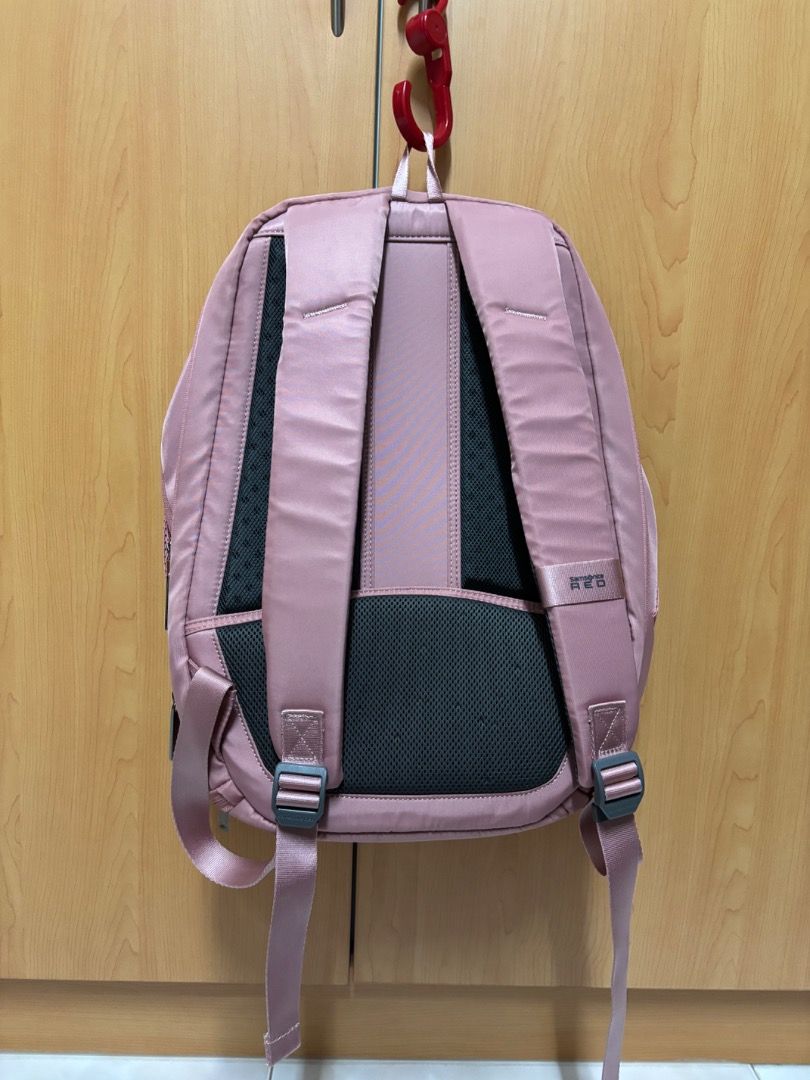 Samsonite backpack (Category: Backpacks) located in Singapore. Submitted by ma23456 (Listing ID 1463529967, Image 5). Description: As good as new. Used 2-3 times. Lots of compartments. Photo lighting has lead to like as if it’s different colors. It’s the light pink color Self collect.