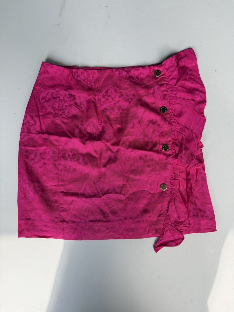SANDRO - Short Jacquard Skirt (Category: Announcements) located in Dasmarinas. Submitted by behind_the_buckx (Listing ID 1463341549, Image 2). Description: Bnew No issue No flaws Size 1 on tag 13 Width 17 Length.