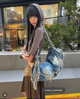 (Category: ) located in . Submitted by euisoo (Listing ID 1463423300, Image 1). Description: .