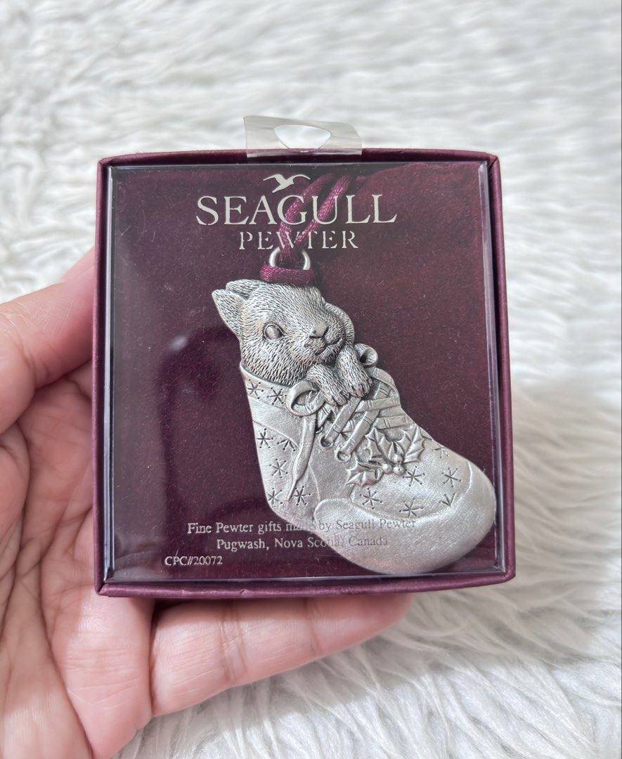 Seagull Pewter Ornament (Category: Gardening Tools & Ornaments) located in Paranaque City. Submitted by dalle_closet (Listing ID 1463372224, Image 2). Description: fine pewter made in canada.