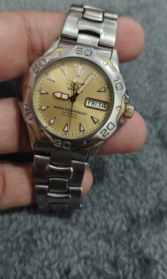 Seiko 5 Sports (Category: Men's Watches) located in Cebu City. Submitted by aceoftime (Listing ID 1463518931, Image 1). Description: In good working condition Ref: 7s36-00A0 23 jewels Seiko caliber 7s36 automatic movt w/ day-date display Open/Exhibition caseback 100m water resist Watch only Our Guarantee: 💯 Authentic All watches are checked by our experienced technician to ensure good functionality Please manage your expectations since these are