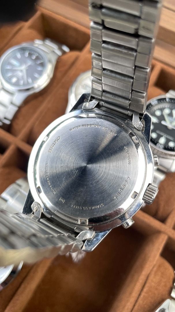 Seiko Black Dial Chronograph (Category: Luxury Watches) located in Urdaneta. Submitted by aeonix2024 (Listing ID 1463392447, Image 3). Description: 💰 Price: ₱3500 ( negotiable for sure buyer) 📌 Details & Specs: • 40mm • Quartz Movement • Two-Tone Stainless Steel Bracelet • Date Function • Japan Made ✨ Condition: ✅9.5/10 ✅ Good working condition ✅ Ready to wear 📦 Shipping: J&T / LBC (COD or COP) available 📍 Location: Pangasinan ⚠️ Disclaimer: 