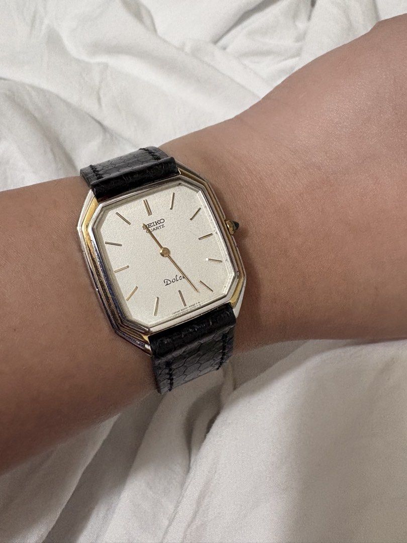 SEIKO Dolce ultra thin octagon two-tone watch (Category: Men's Watches) located in Quezon City. Submitted by collectors.vault (Listing ID 1463522549, Image 2). Description: quartz onyx cabochon ultra thin.