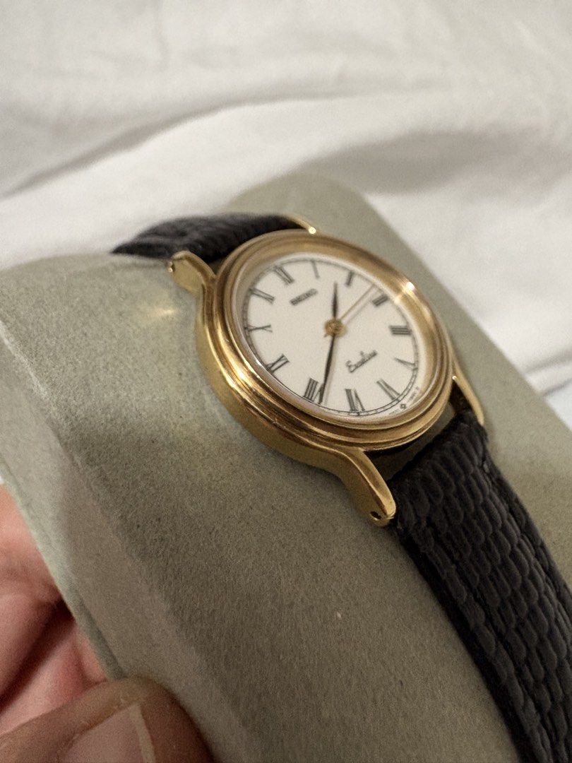 SEIKO Exceline Roman Dial Small Face Quartz (Category: Women's Watches) located in Quezon City. Submitted by collectors.vault (Listing ID 1463524989, Image 3). Description: quartz onyx cabochon.