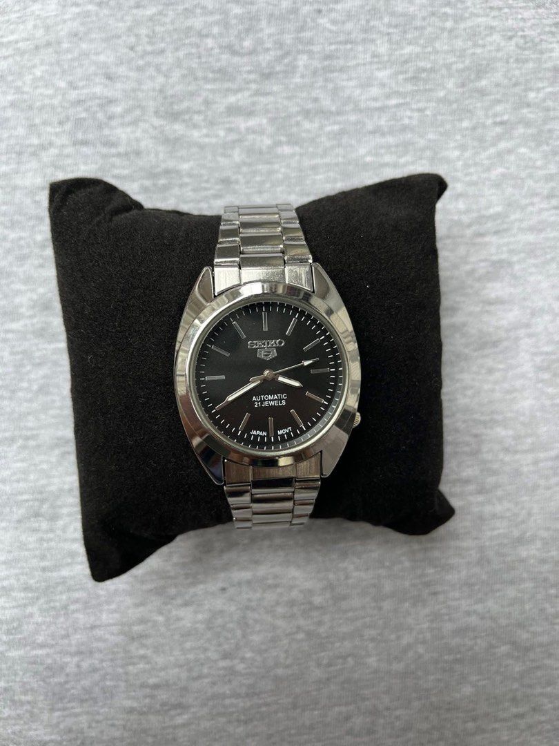Seiko Five (Category: Men's Watches) located in Manila. Submitted by jaivrgr22 (Listing ID 1463407169, Image 1). Description: Excellent Condition All Working / No issue With Hard Box & Paper Bag .