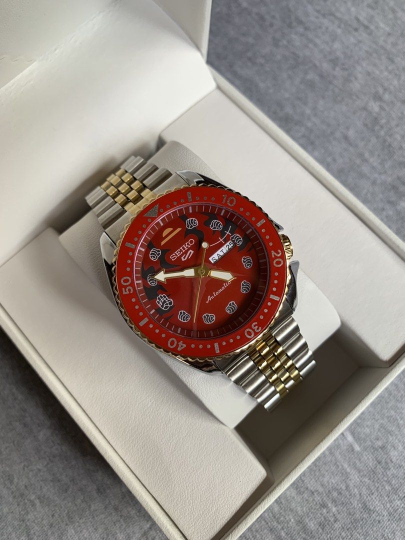 Seiko Five x One Piece Luffy Automatic Open Back (Category: Men's Watches) located in Manila. Submitted by jaivrgr22 (Listing ID 1463405485, Image 1). Description: Excellent Condition All Working / No issue With Hard Box & Paper Bag .