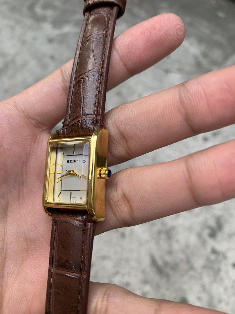 Seiko Mini Leather Strap Blue Crown (Category: Luxury Watches) located in Manila. Submitted by jaivrgr22 (Listing ID 1463399246, Image 2). Description: Excellent Condition All Working / No issue With Hard Box & Paper Bag .