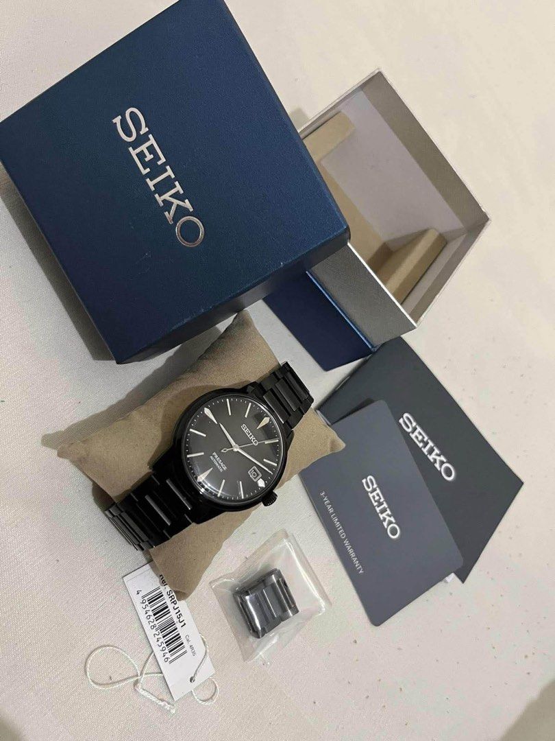 SEIKO WATCH FOR SALE (Category: Luxury Watches) located in Manila. Submitted by gladilocks (Listing ID 1463423318, Image 1). Description: ⌚ Seiko Presage SRPJ15J1 Automatic – Black Dial Selling at 33,000 only 📌 Original Price: ₱39,996 Selling for a very good price! 💯 Like new • 9.5/10 condition Only used once Complete set: • Original Seiko box • Warranty card & hangtag • Manuals/papers • Extra bracelet links Automatic Cal. 4R35 • Sunburst Black