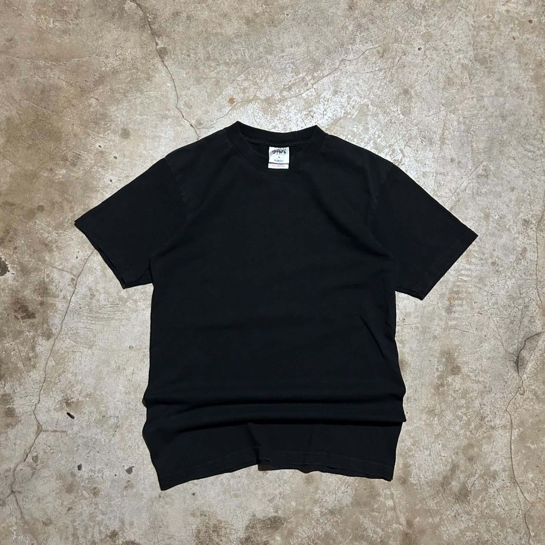 SHAKA WEAR Black Tee (Category: Tshirts & Polo Shirts ) located in Manila. Submitted by arvinnn_ (Listing ID 1463424999, Image 1). Description: Shaka Wear Black Size M on tag Width 19.5 Length 29.5 Good Condition Color Rate 8/10 No Issue 350+sf Antipolo, Rizal350.