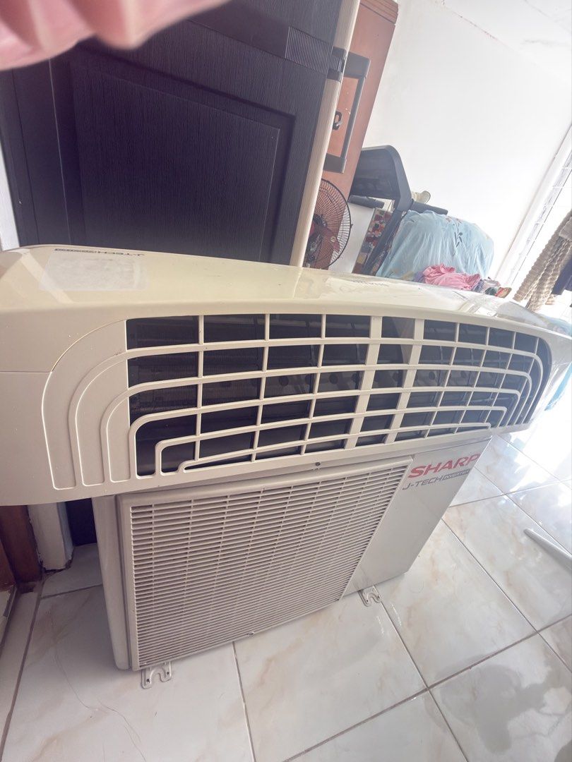 Sharp Split Type Air Conditioner AU-XS20VF J-Tech Inverter (Category: Air Conditioning and Heating) located in Dasmarinas. Submitted by rjrjrj114 (Listing ID 1463486993, Image 1). Description: - Sharp Split Type Air Conditioner - Model: AU-XS20VF - Cooling Capacity: 19,000 kJ/h - Technology: J-Tech Inverter - Refrigerant: R32 (Non-CFC) 2hp 3 months used only .
