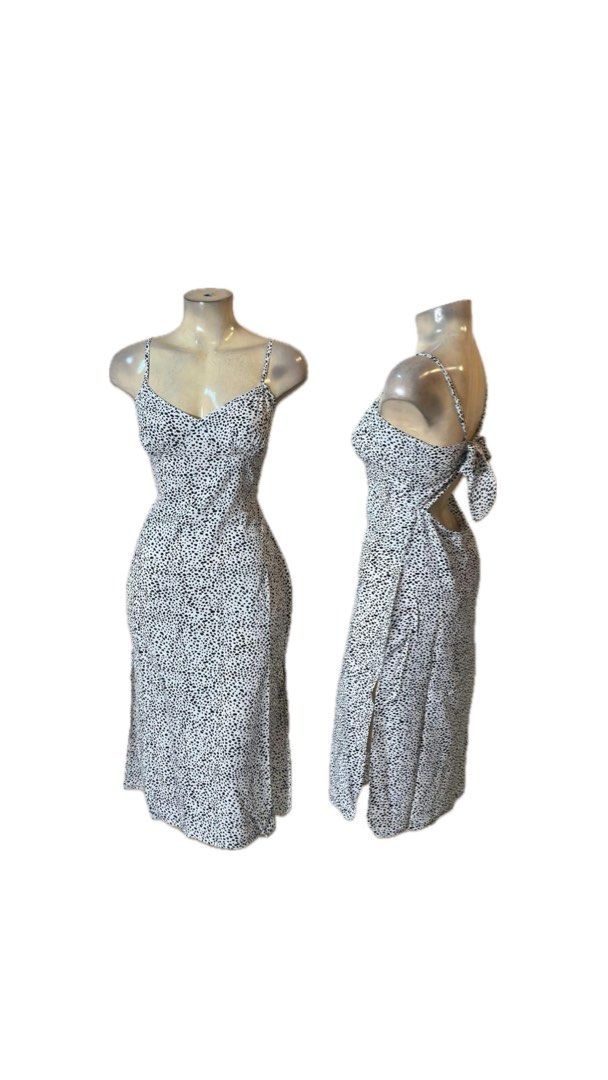 SHEIN Summer Dress (XS) (Category: Dresses) located in Bulacan. Submitted by annpookiee (Listing ID 1463452202, Image 1). Description: worn once! .