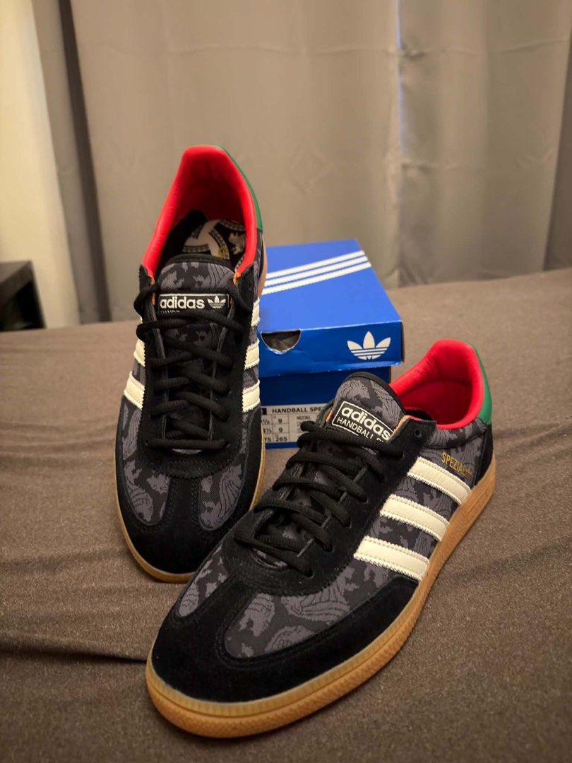 SHOES FOR SALE 👟 (Category: Sneakers) located in Manila. Submitted by mariejusel59287 (Listing ID 1463362227, Image 3). Description: hi guys! these are my tito’s shoes and he asked me to sell them, so ayun haha. check them out nalang po 🥹 baka may commission po ako here so bilhin niyo na po please hahahaha WTS: Puma Palermo & Adidas Handball Spezial — ₱3,000 each 📍 Location: Mandaluyong City 💰 Price: ₱3,600 each 📦 Both are brand new / never 