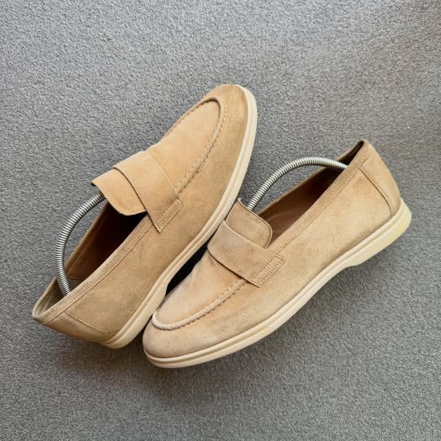 SHOOPEN SUEDE FLAT LOAFERS TAUPE (Category: Casual Shoes) located in Cagayan de Oro. Submitted by huntbytrickjam.v2 (Listing ID 1463345812, Image 1). Description: SHO-PEN SUEDE FLAT LOAFERS TAUPE US 9.5 / EURO 43 / CM 27.5 EXCELLENT Pair Only Sign of Usage M - 1699.