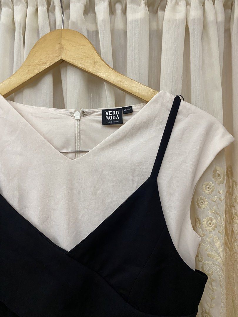 Short dress (Category: Dresses) located in Trece Martires City. Submitted by reloveandrestyle (Listing ID 1463447673, Image 2). Description: Vero Moda Short Dress Xs-S.