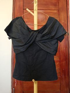 (Category: ) located in . Submitted by thriftby.cla (Listing ID 1463335940, Image 1). Description: .