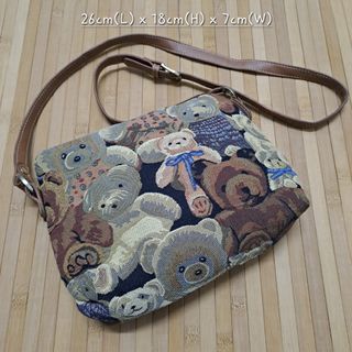 (Category: ) located in . Submitted by pinkyfairy.thrift (Listing ID 1463380906, Image 1). Description: .