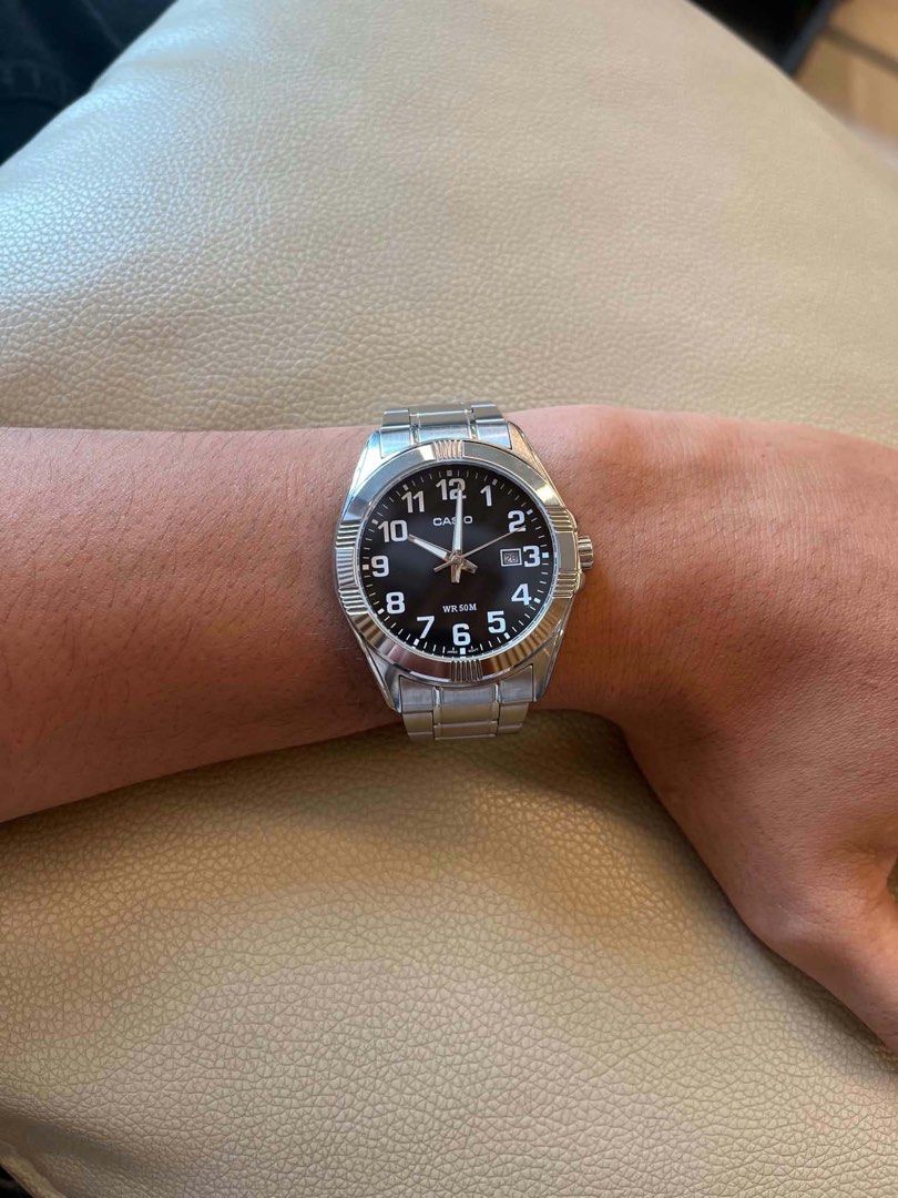 Silver Casio (Category: Men's Watches) located in Baybay. Submitted by reese_versoza (Listing ID 1463425822, Image 1). Description: Reference - MTP 1308D - 1BUDF INCLUSIONS: COMPLETE SET *Original BOX *WARRANTY CARD *EXTRA LINKS Meet-up: I.T. Park Apas, Cebu City (payment upon meet-up).