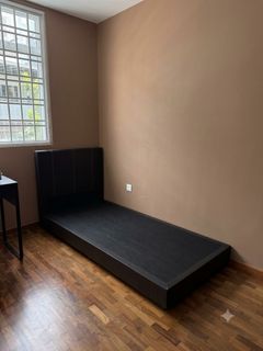 (Category: ) located in . Submitted by mattresshub26 (Listing ID 1463331749, Image 1). Description: .