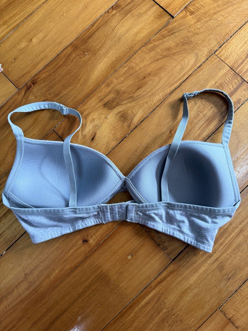 Sloggi Bra size c80 (Category: Undergarments & Loungewear) located in Manila. Submitted by a.c.shop (Listing ID 1463411272, Image 2). Description: .