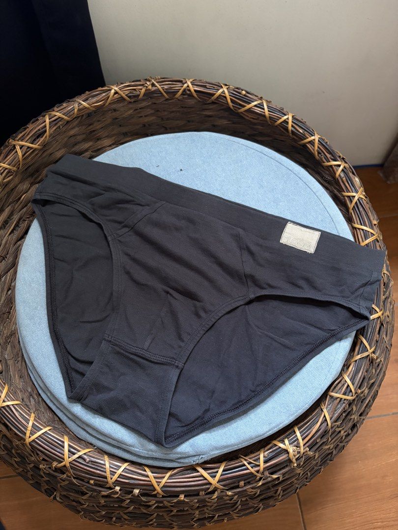 SLOGGI briefs (Category: Underwear) located in Quezon City. Submitted by pool_boy (Listing ID 1417315372, Image 3). Description: - white/black undies made of 95% cotton, 5% elastane - fits 32-34 waist - Comfortable design - Soft, lightweight stretchable fabric - Ideal for everyday wear - ₱100 per piece.