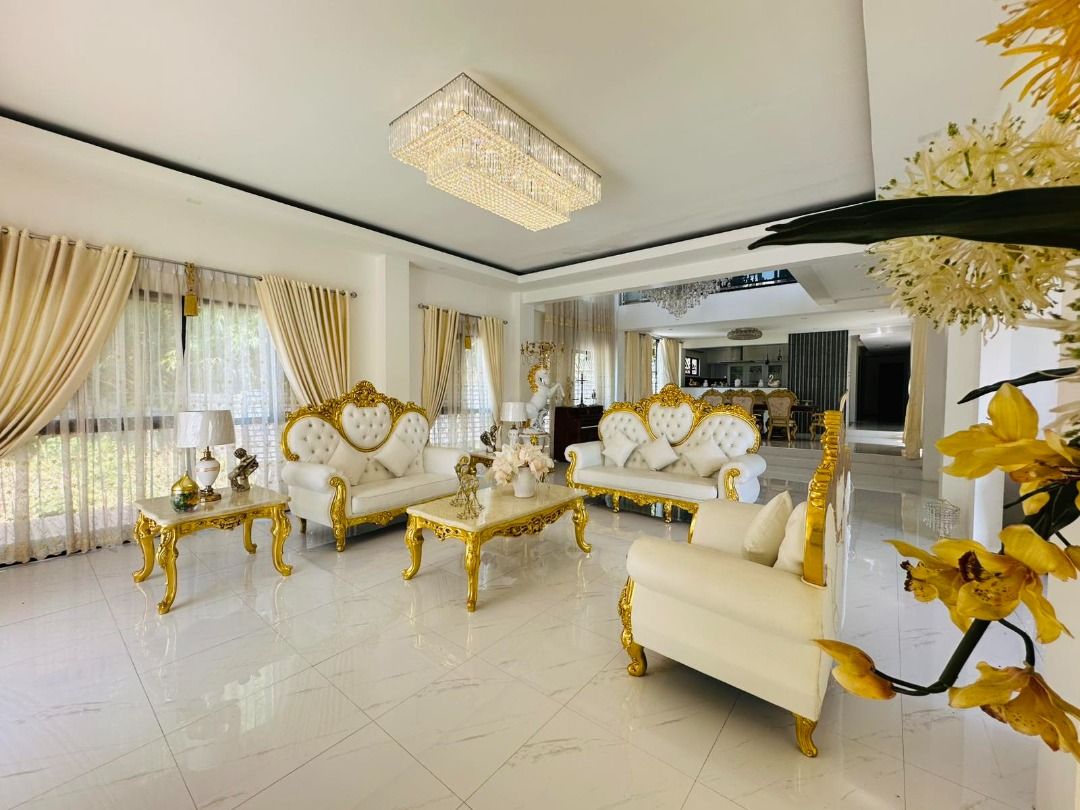 Sofa Set (Category: Sofas) located in Davao. Submitted by emmabasoc (Listing ID 1463410112, Image 1). Description: 1 seater- 1 2 -seater 1 3 -seater 1 big center table 2 side tables.