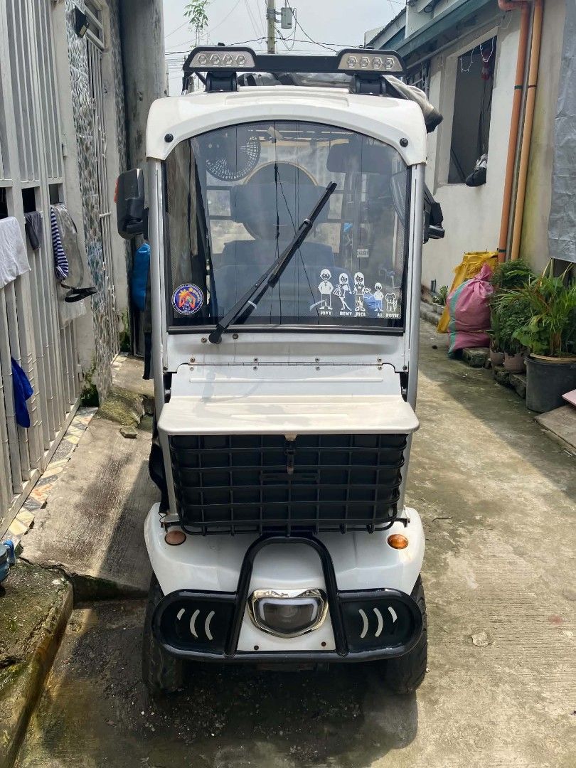 Somero 4 Wheels Ebike (Category: Motorbikes for Sale) located in Caloocan City. Submitted by arckadata_69 (Listing ID 1463450491, Image 3). Description: Helping a neighbor context: Umuwe nayong kapatid na nagmamaneho nung ebike nang probinsya at both naman sila ay may work kaya walang gumagamit as of now naka garahe nalang sha as far as i remembered around march sha binili this year mga 80k sha binili pero now 40k nalang since wala naman gagamit 