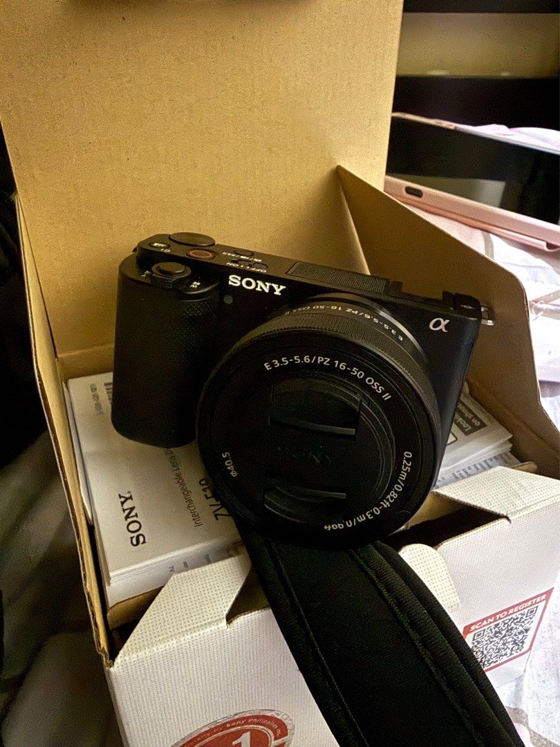 Sony ZV-E10 (Category: Cameras) located in Cabuyao City. Submitted by fffrag (Listing ID 1463446698, Image 1). Description: Sony ZV-E10 with box, Camera Bag, Ulanzi mini flash, & Charger Shutter Count: 1,225.
