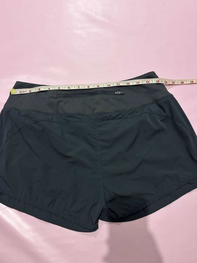 Soothfeel Running Short (Category: Activewear) located in Manila. Submitted by chen_clybelles (Listing ID 1463454346, Image 3). Description: .