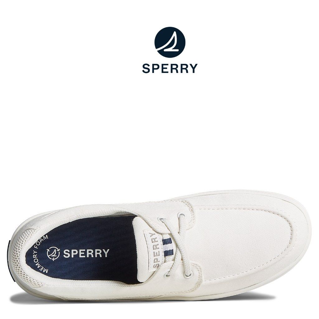 Sperry Bowery Sneakers (Category: Casual Shoes) located in Lipa City. Submitted by budget8co (Listing ID 1463419667, Image 1). Description: Sperry Bowery Sneakers Likenew Condition Used once only Comes with box White Color Size US7/EU39/25CM.