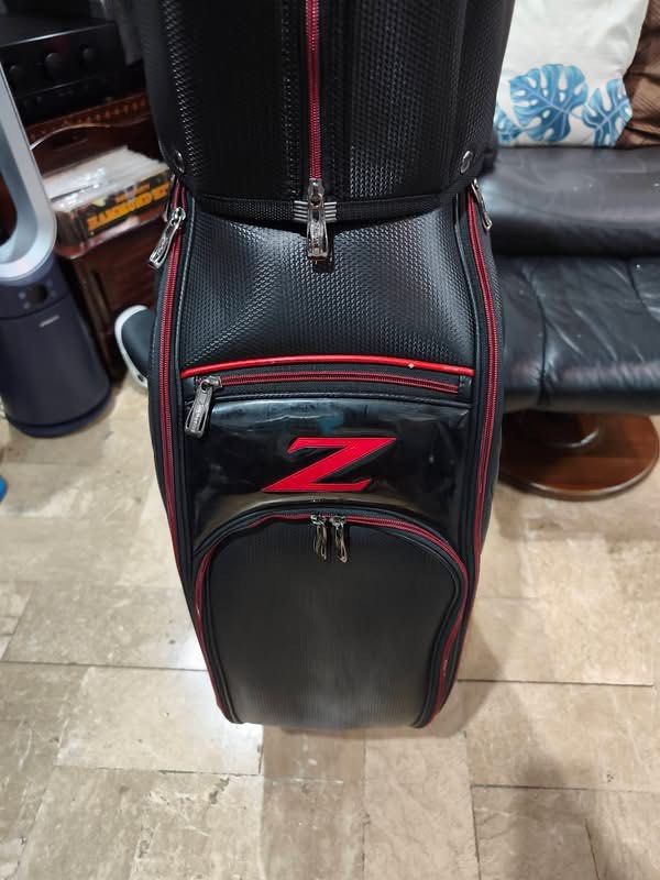 Srixon Z Golf Bag (Category: Golf) located in Paranaque City. Submitted by chips24 (Listing ID 1463352179, Image 2). Description: For Sale Srixon Z cart bag for only 5.7k pick up Bf Paranaque free shipping within MM..