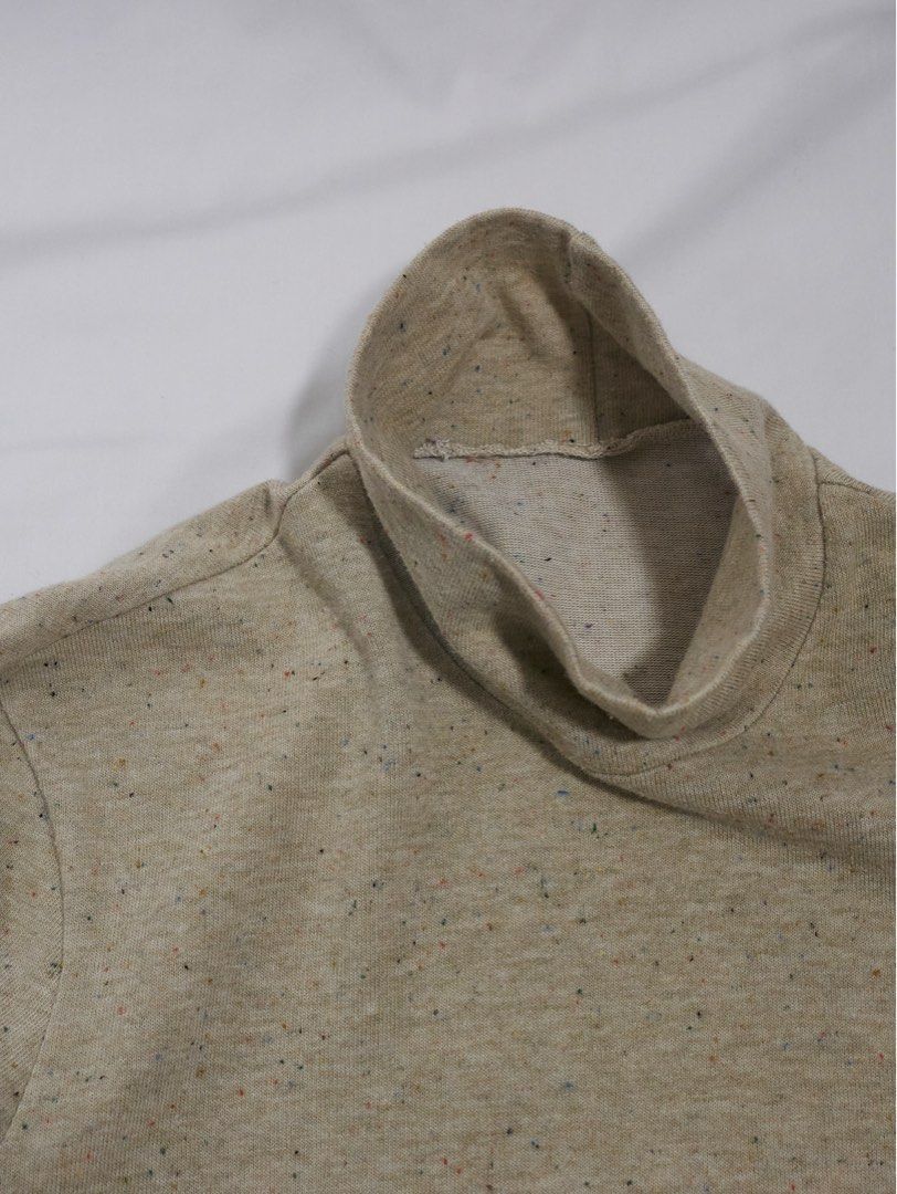 SS2000 Miu Miu SAMPLE—Confetti Knit Leather Patch Turtle Neck Sweater. (Category: Luxury Apparel) located in Quezon City. Submitted by soourceph (Listing ID 1463419525, Image 3). Description: full experience at ‘soourceph’ every where.